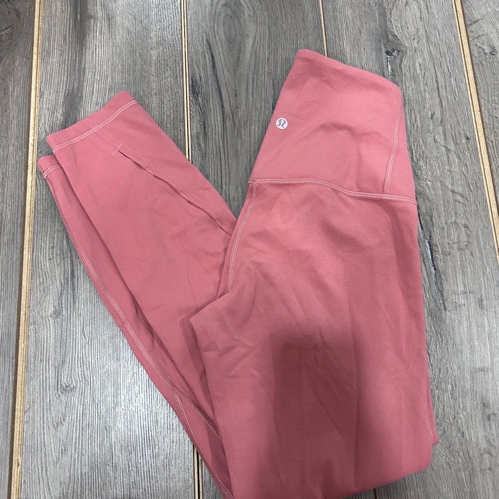 Lululemon Unlimit HR 25”
